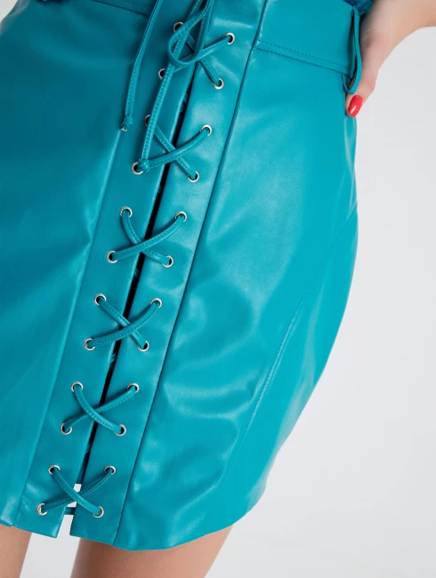 Юбка кожаная на шнуровке 