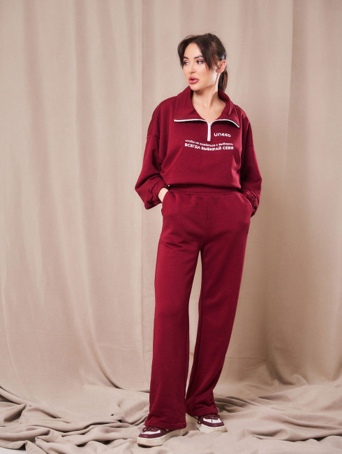 Спортивный костюм 