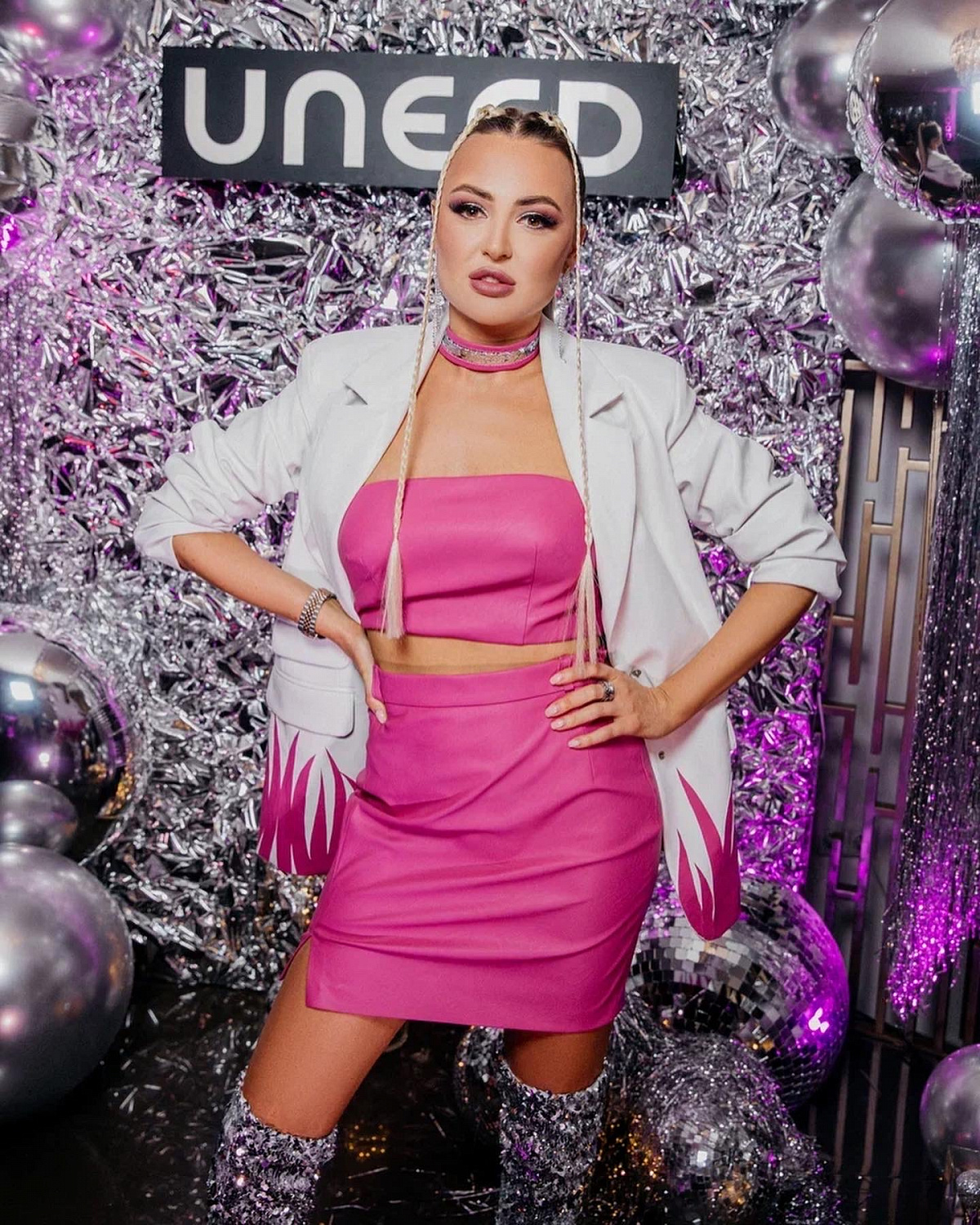 Показ лимитированной новогодней коллекции. 