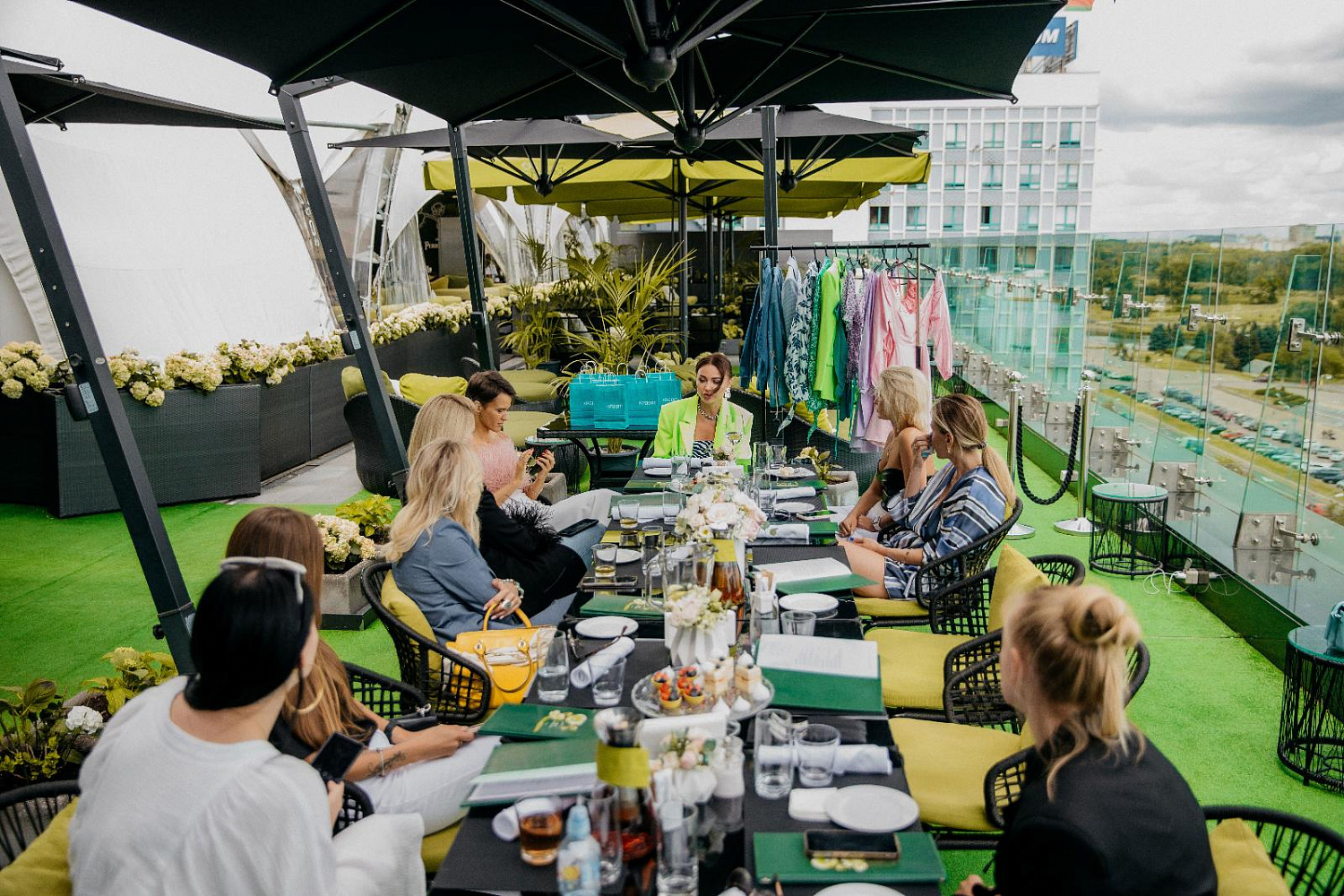 Первый летний fashion-brunch в ресторане Ember. Первый летний fashion-brunch в ресторане Ember.