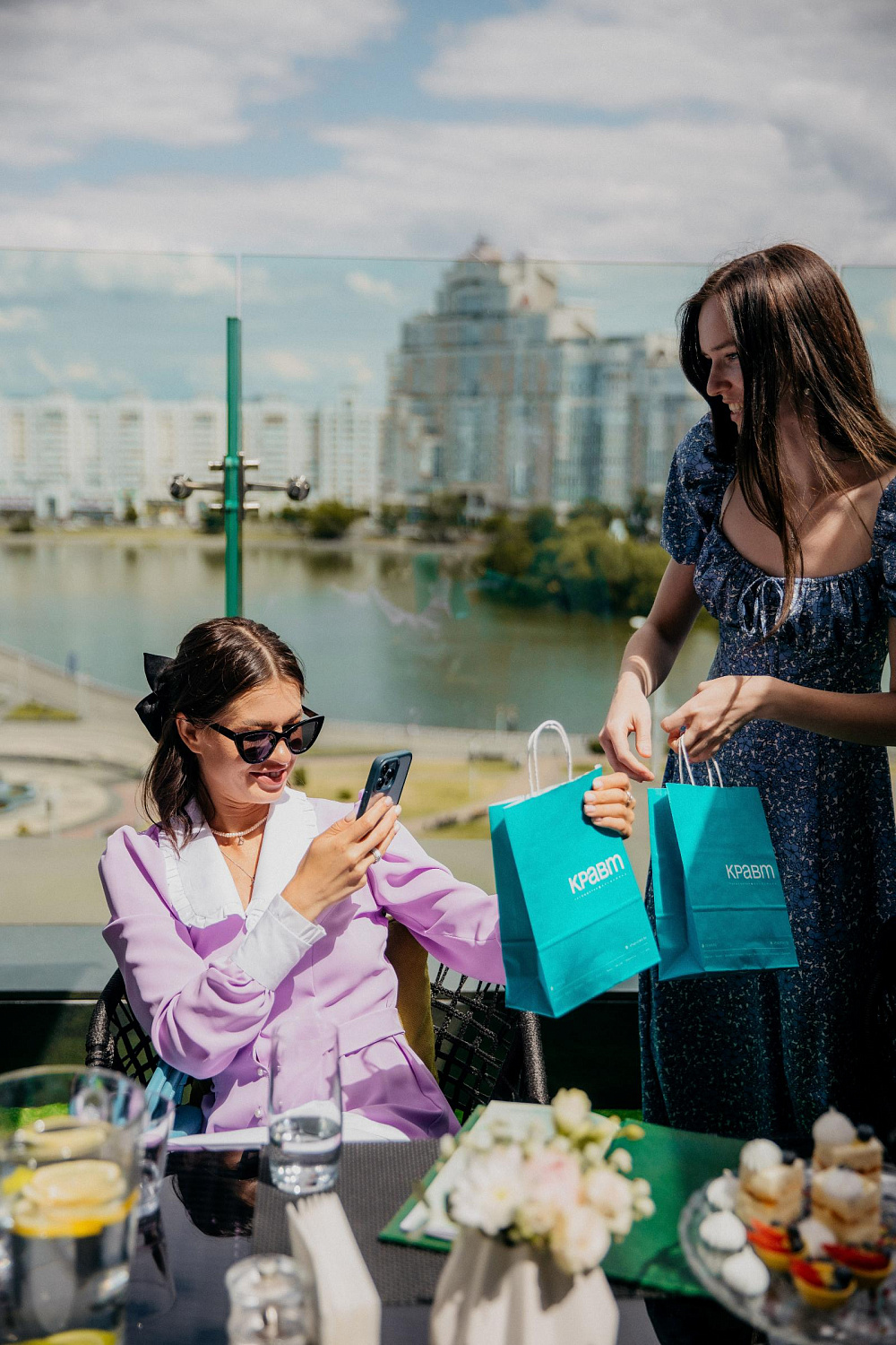 Первый летний fashion-brunch в ресторане Ember. Первый летний fashion-brunch в ресторане Ember.