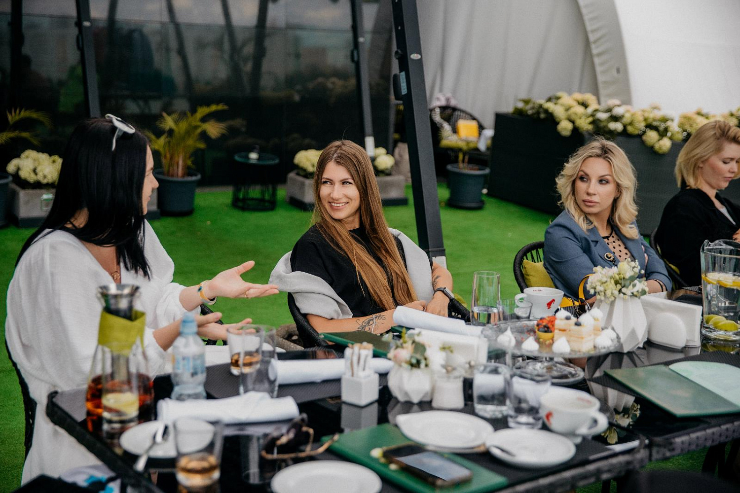 Первый летний fashion-brunch в ресторане Ember. Первый летний fashion-brunch в ресторане Ember.