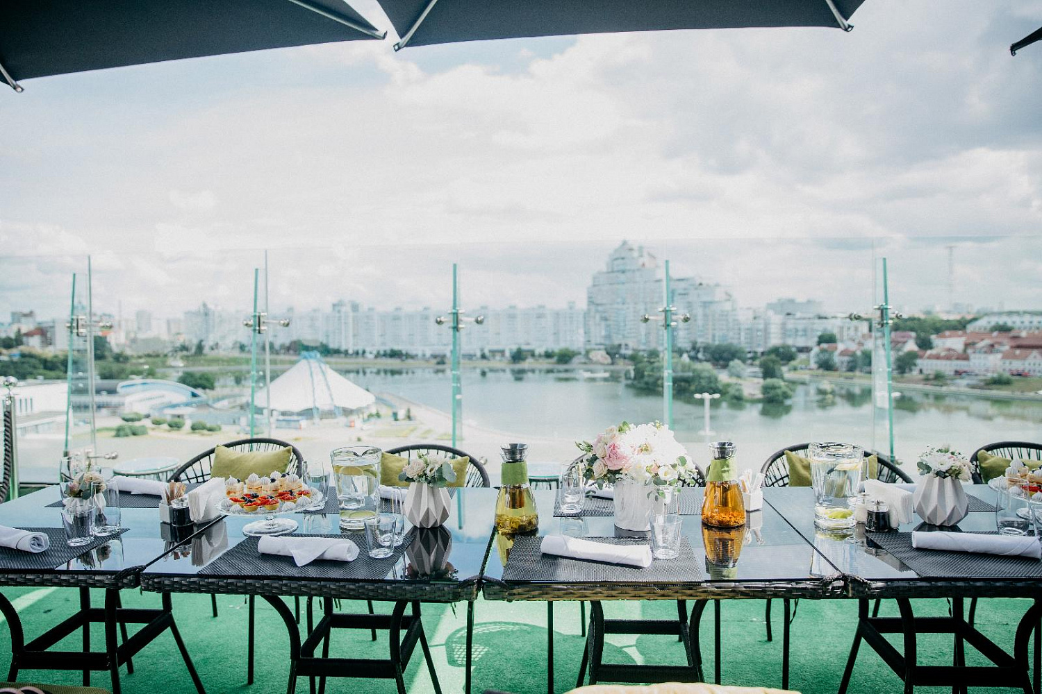 Первый летний fashion-brunch в ресторане Ember. Первый летний fashion-brunch в ресторане Ember.