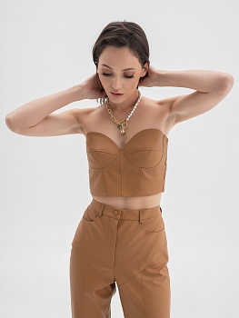 Топ кожаный с чашками